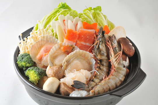 日式海鲜汤锅
