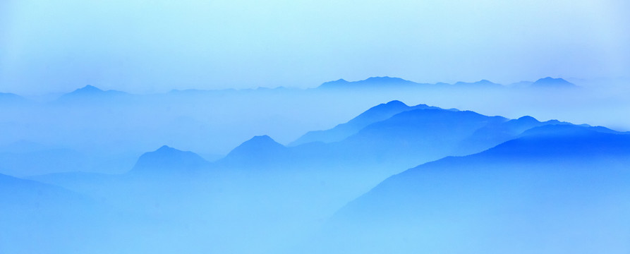 水墨风格群山