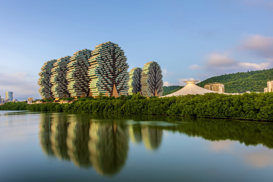 海南三亚的地标建筑美丽之冠