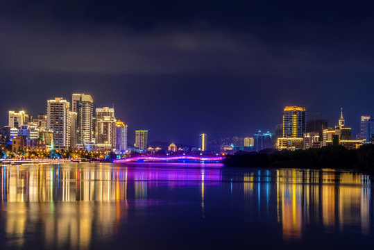 中国海南省三亚市夜景风光