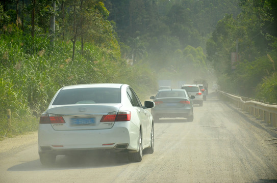 山区道路