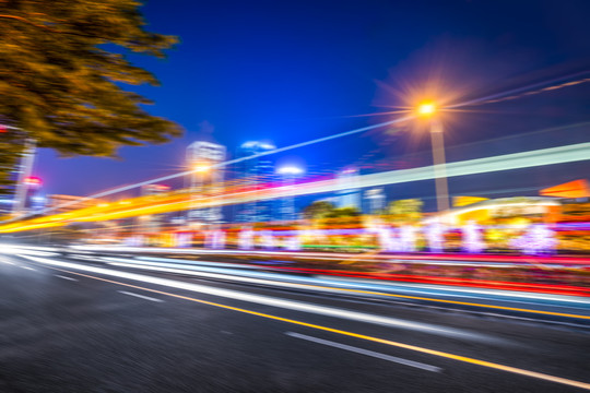 城市道路车流光影轨迹夜景