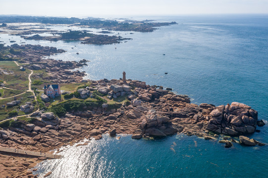 法国布列塔尼玫瑰海岸航拍风景