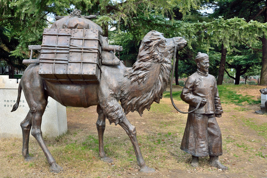 古代茶叶商人牵着骆驼