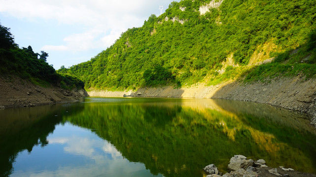 泗水关水八