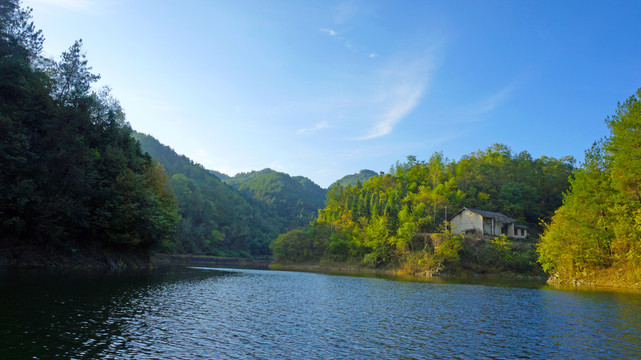 青山绿水三