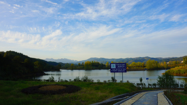 龙坝水库风光库区