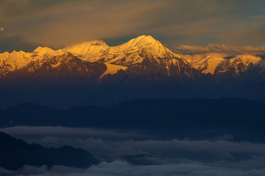 雪山1贡嘎山