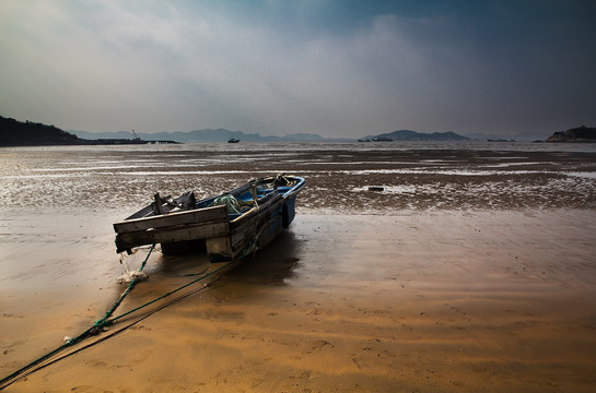 海边小船