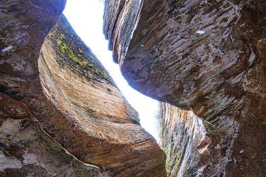 黑老锅峡谷