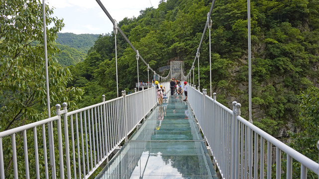 秦岭终南山寨七