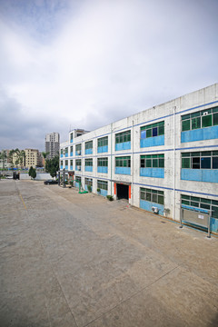 现代工业厂房