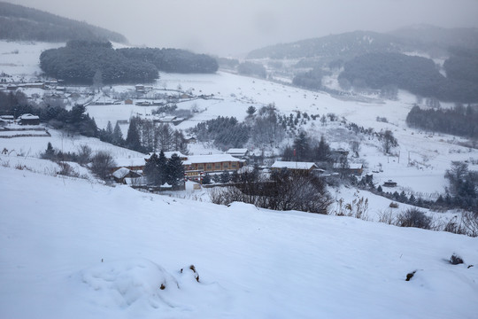 吉林松岭雪村风光