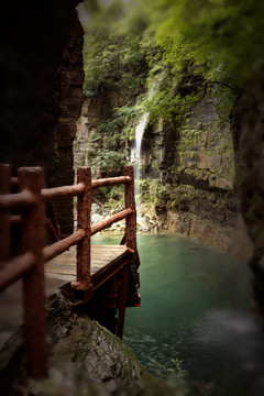 云台山泉瀑峡