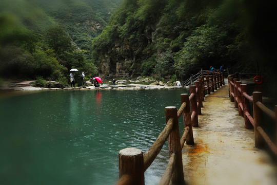 云台山泉瀑峡