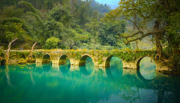 贵州荔波小七孔景区