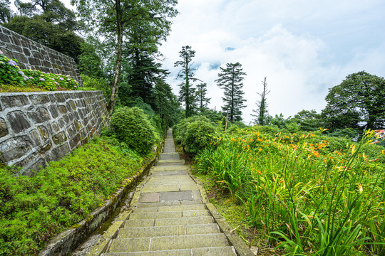 峨眉风光