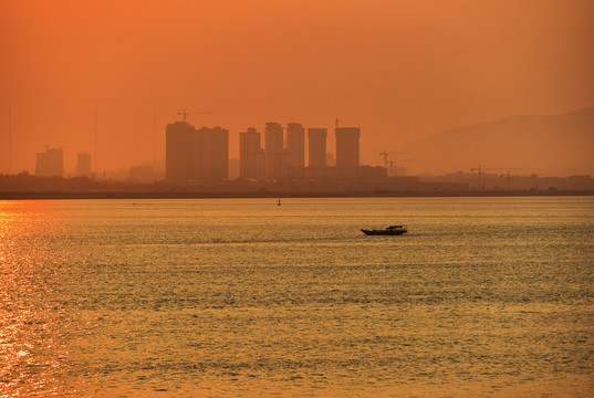 黄昏海景