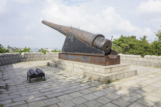 青岛山炮台遗址