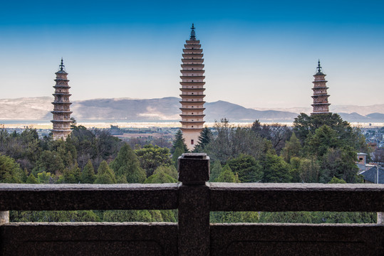 大理风光崇圣寺三塔