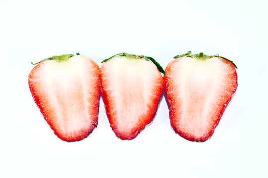 切开的草莓
