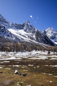 川西毕棚沟景区雪山