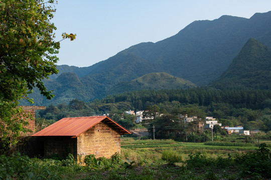 山间乡村小房