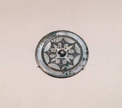 汉代连弧纹铜镜
