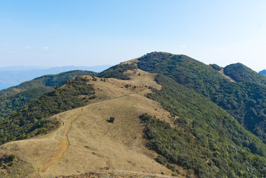 昆明十峰之谷堆山