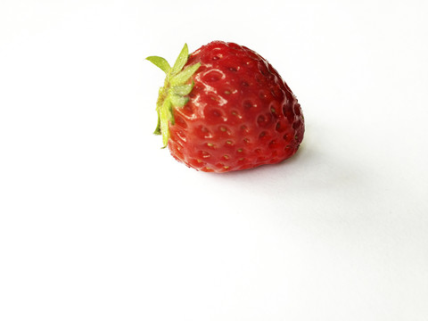 红草莓一颗