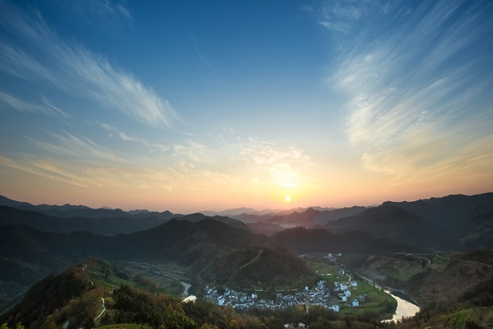 中国皖南山区自然风光和古村落