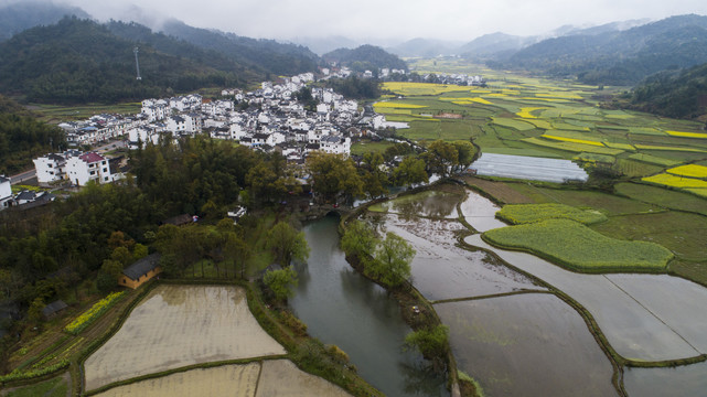 婺源严田村风景