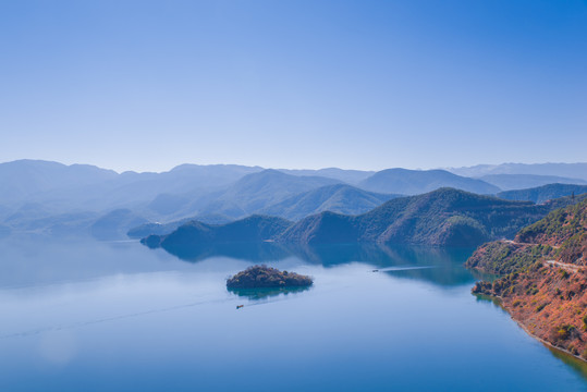 泸沽湖