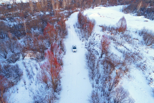 大兴安岭雪河风光