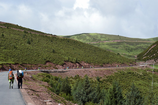 西藏徒步公路旅行骑行