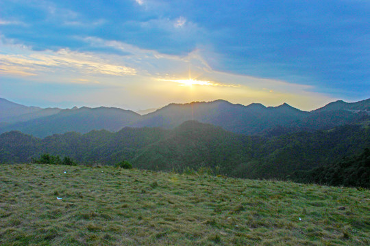 十八里长峡三