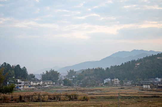 山区农村