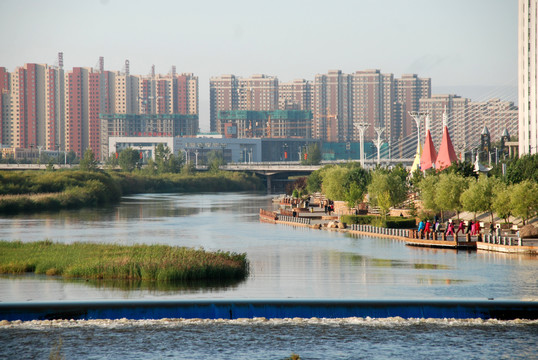 拦水橡胶坝