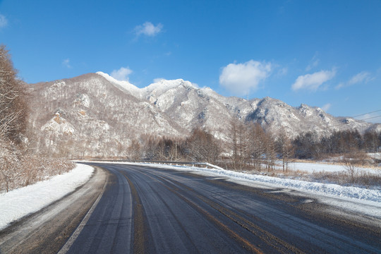 辽宁本溪关门山冬季冰雪瀑布风光