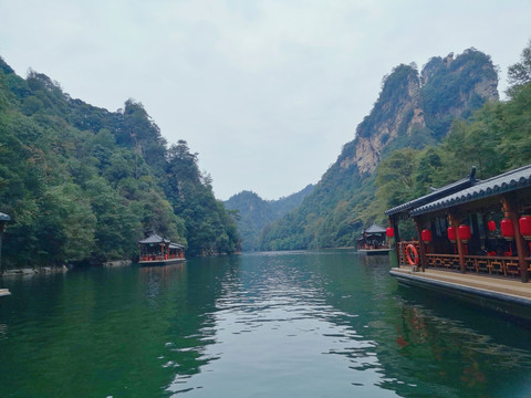 宝峰湖