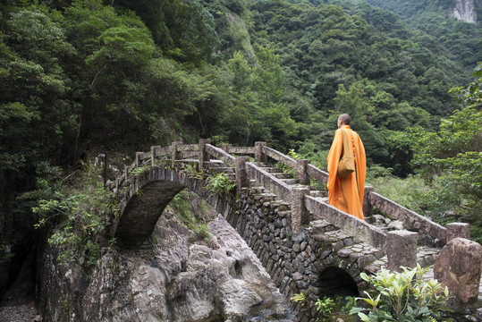 龙湾潭