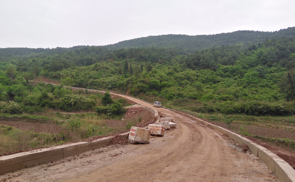 修乡村道路