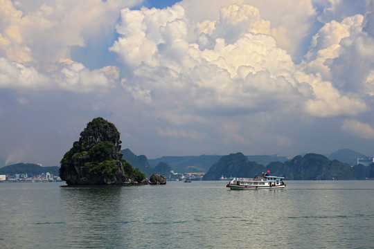 越南下龙湾海上桂林