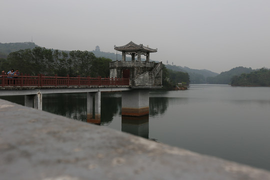 惠州红花湖水库大坝