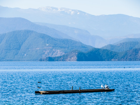 泸沽湖木舟