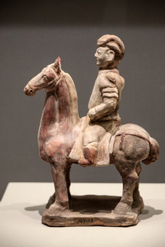 古代骑兵雕塑