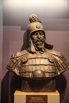 古代骑兵雕塑