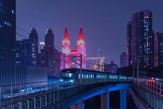 重庆海棠溪地铁夜景