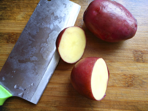 刀切红皮土豆