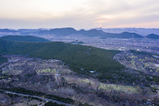 航拍山东青州森林公园春景